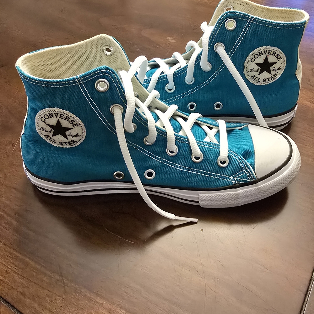 Converse Teal High-Tops Youth Size 3